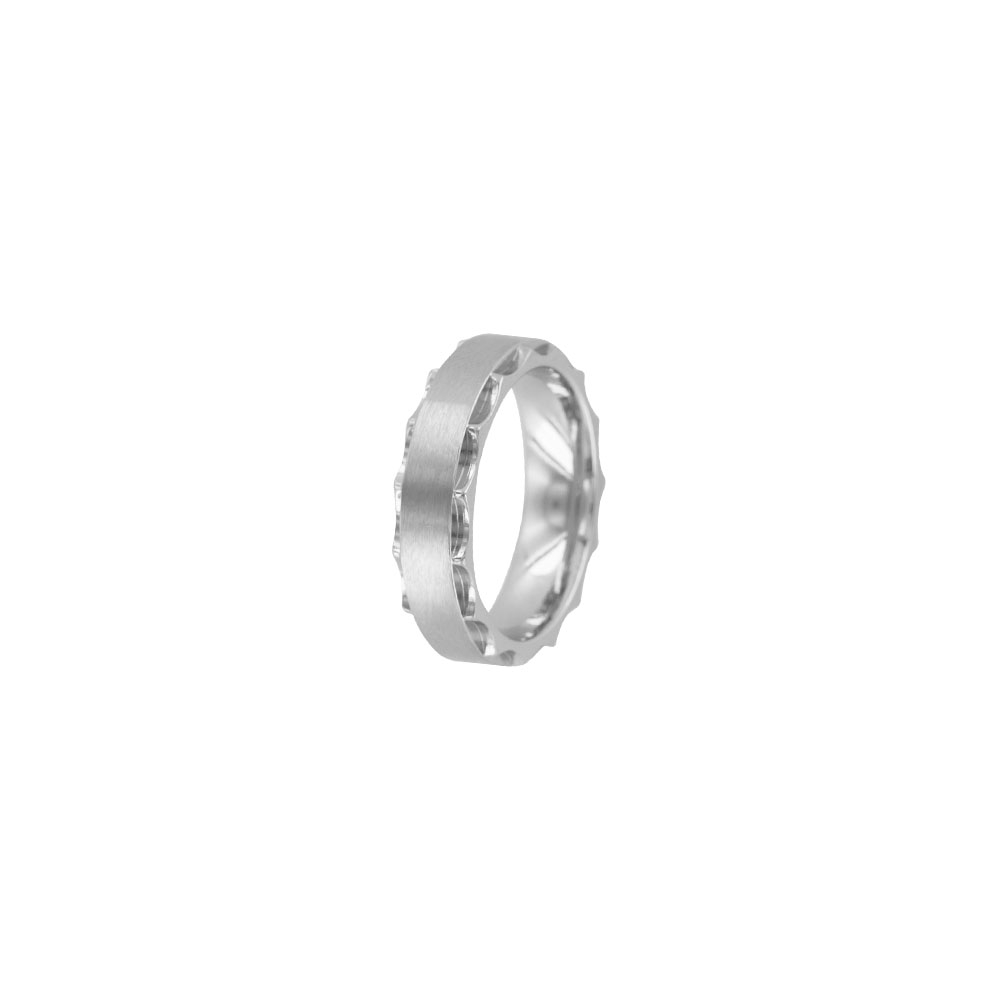 Bague acier femme aux côtés ciselés